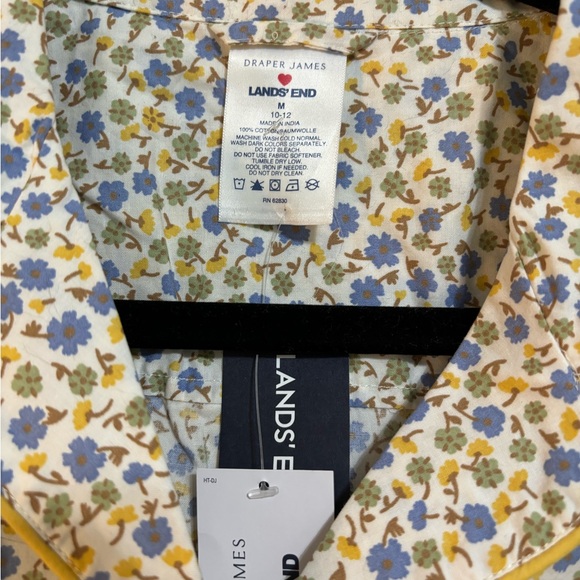 Draper James x Lands End ivory ditsy floral button down pajama top, size M - Picture 2 of 2